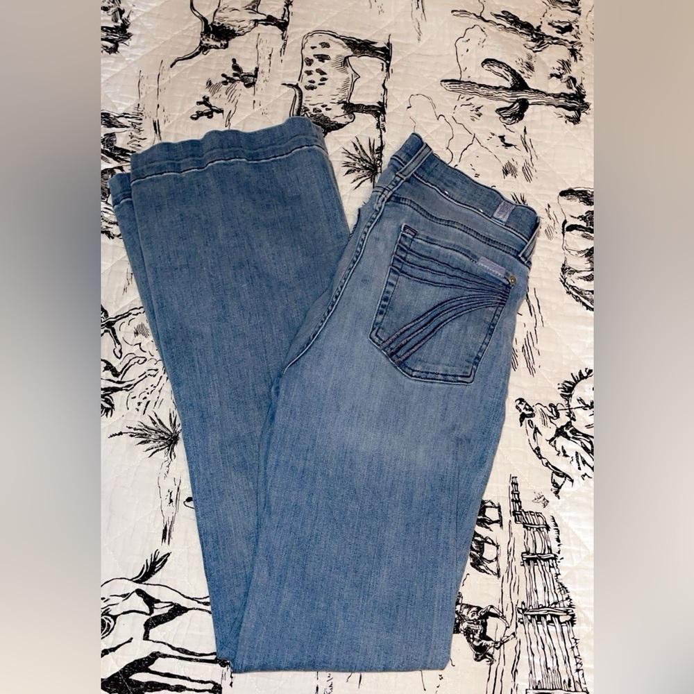 7 for all Mankind Dojo 26x34 stretchy mid rise/high rise light wash marble